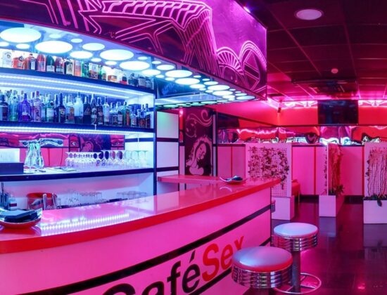 Club Paris, Swingers Resort in València