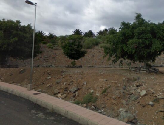 Outdoor sex behind Gloria Palace in San Agustín, Gran Canaria